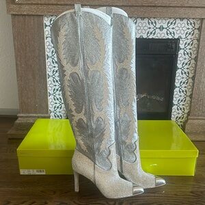 Gianni Bini Rhinestone cowgirl boots